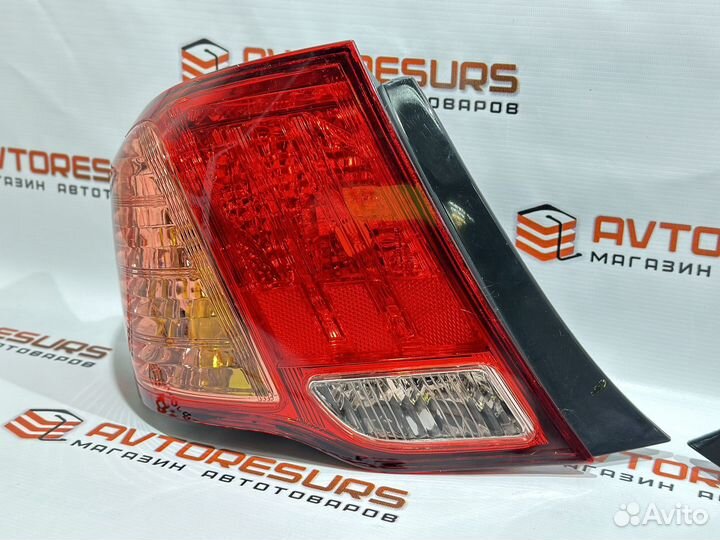 Задний фонарь (стоп) Toyota Corolla Axio 2006-2012