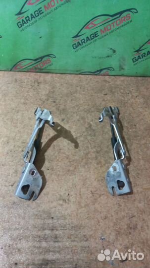 Петля крышки багажника с газлифтом Vw Passat B5