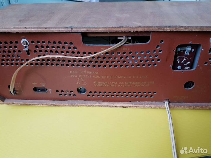 Ламповый радиоприемник Stern Radio 5430 Intimo