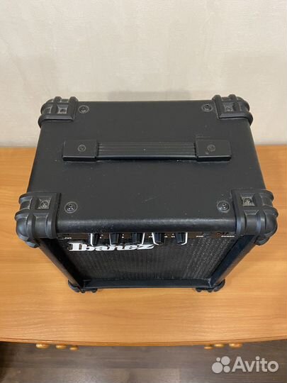 Комбоусилитель для бас гитары