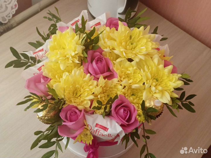 Съедобные букеты из конфет и цветов