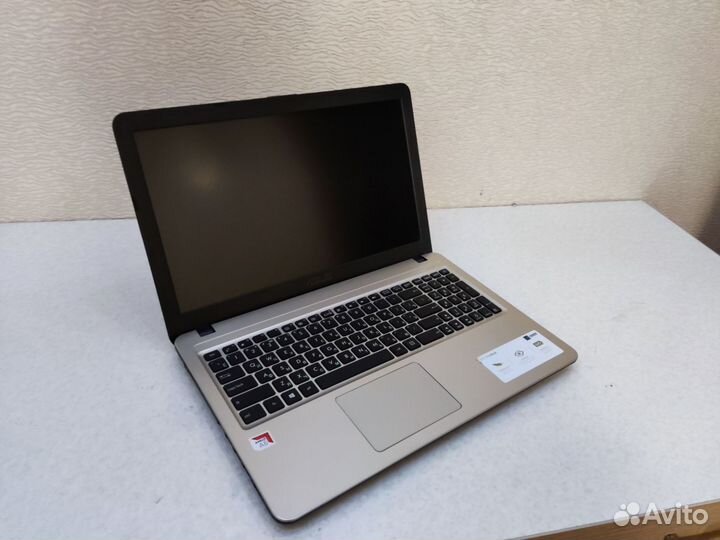 Ноутбук Asus новый AMD/FullHD/256SSD