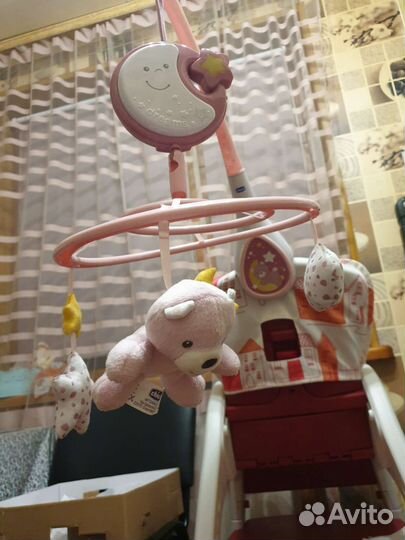Мобиль на кроватку chicco