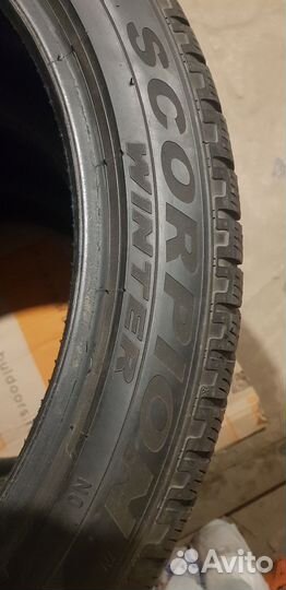 Pirelli Scorpion Winter 275/40 R21 и 305/35 R21 109V