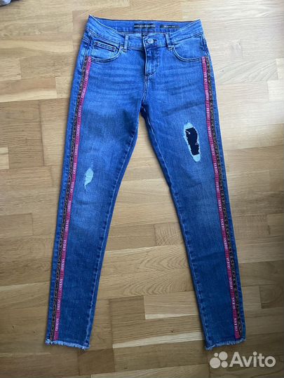 Джинсы guess на девочку