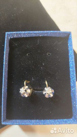 Золотые серьги с бриллиантами
