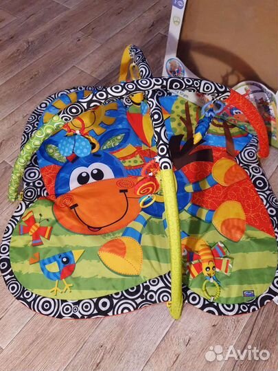 Развивающий коврик для ребенка