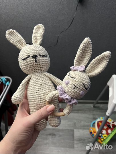 Вязаный грызунок + игрушка Заяц