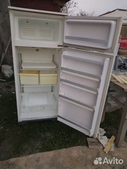 Холодильник бу