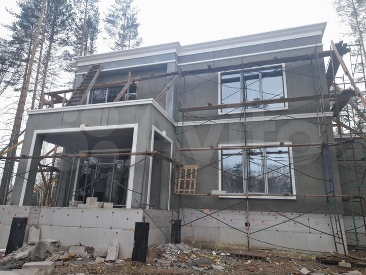 Дом 280 м² на участке 11 сот.