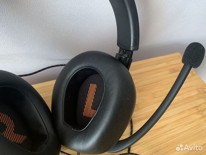 Наушники JBL Quantum 300