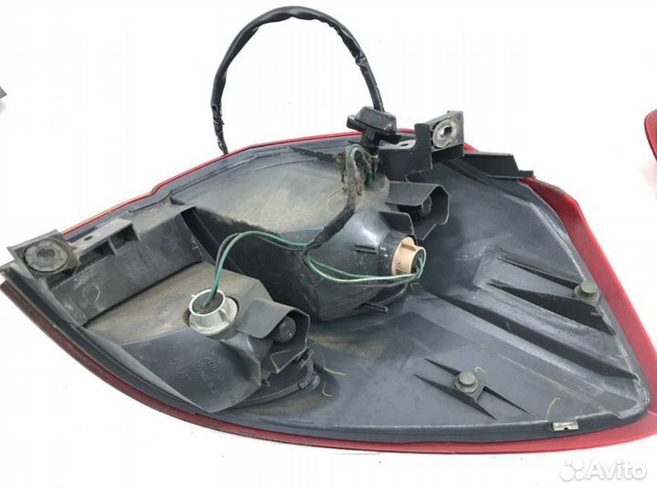 Стоп-сигнал левый Subaru Legacy BP5 EJ20X 2004