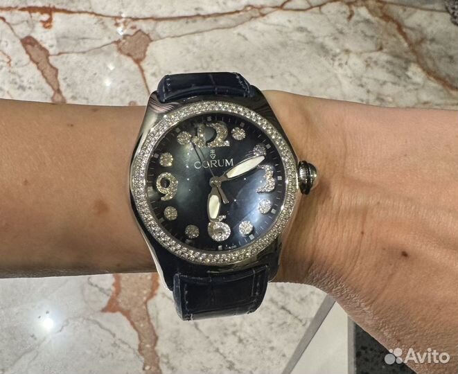 Наручные часы Corum, оригинал