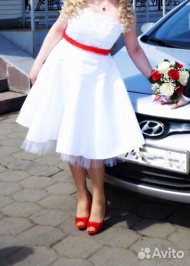 Свадебное платье