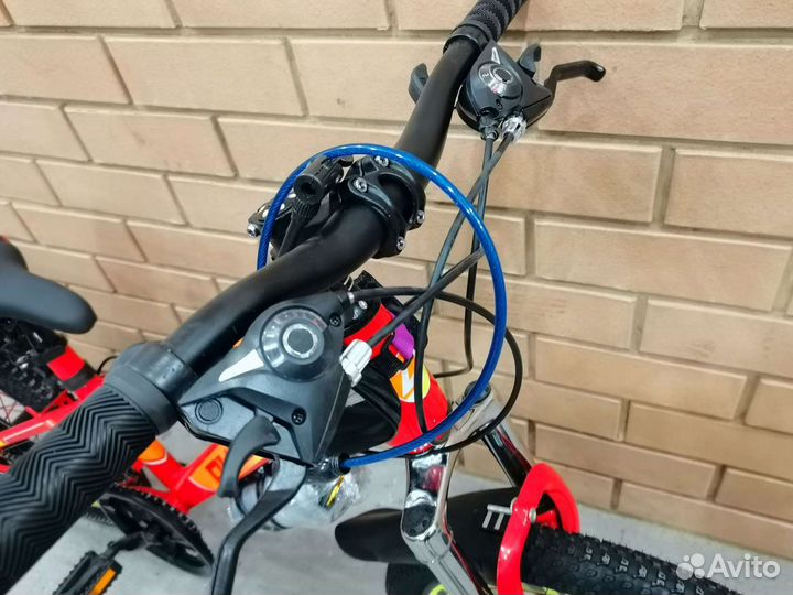 Велосипед скоростной на колёсах 20 дюймов 20x2,35д