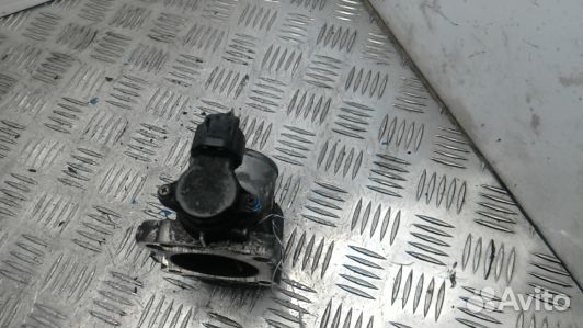 Дроссельная заслонка дизельная toyota RAV 4 ZSA3