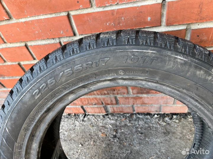 Hankook Winter I'Pike 225/55 R17 101T