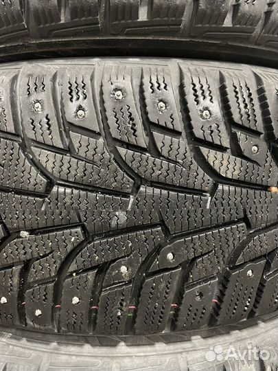 Hankook Winter I'Pike 215/50 R17 95T