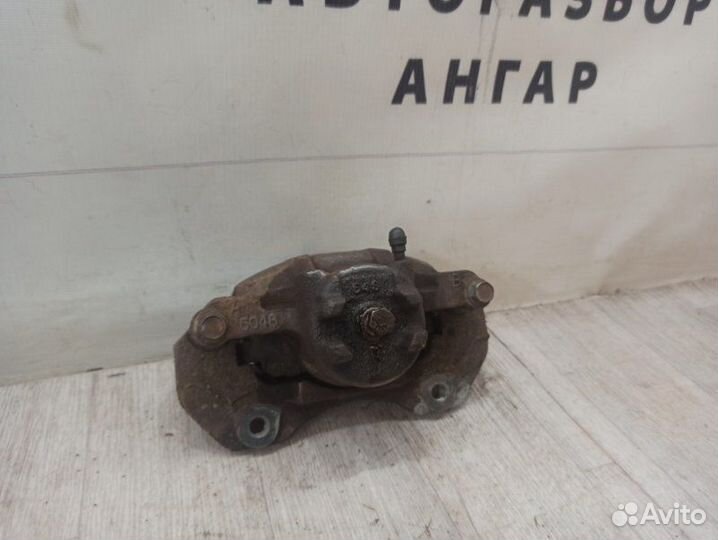 Суппорт передний правый Mitsubishi Lancer 9 CS3A