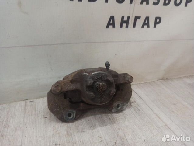 Суппорт передний правый Mitsubishi Lancer 9 CS3A