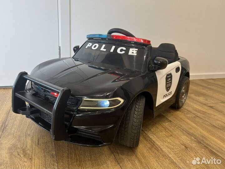 Детский электромобиль полицейский