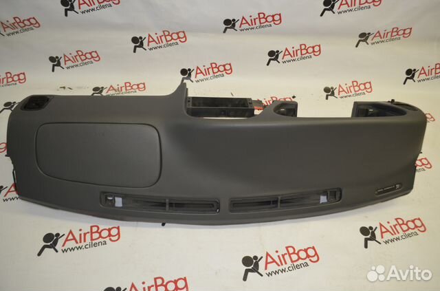 Торпедо панель приборов Nissan Terrano