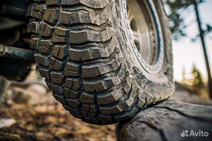 Wideway Mud-Terrain T/A KM6 235/75 R15 110Q