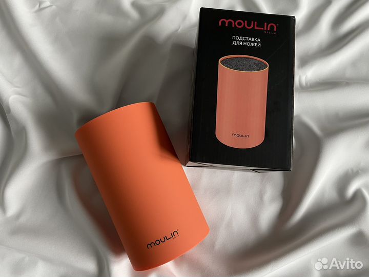 Подставка для кухонных ножей новая