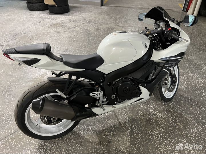 Продам suzuki gsx-r 600