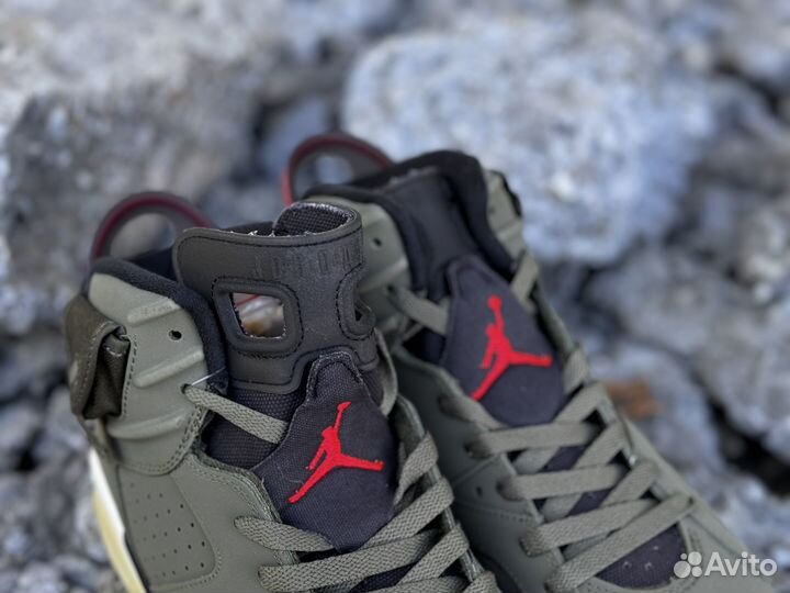 Кроссовки Nike Air Jordan 6 and Travis Scott