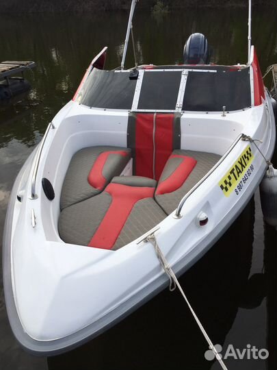 Прогулки на катере катание водное такси