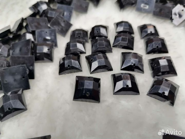 Стразы камни