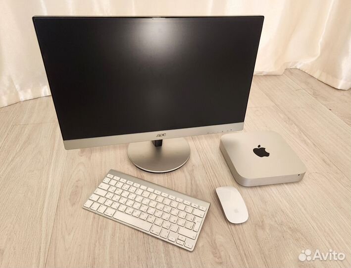 Apple Mac mini 2012 + клавиатура, мышь, монитор