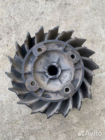 Крыльчатка охлаждения двигателя Honda Tact 31