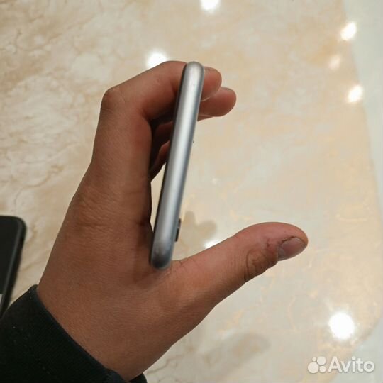 iPhone 6, 16 ГБ