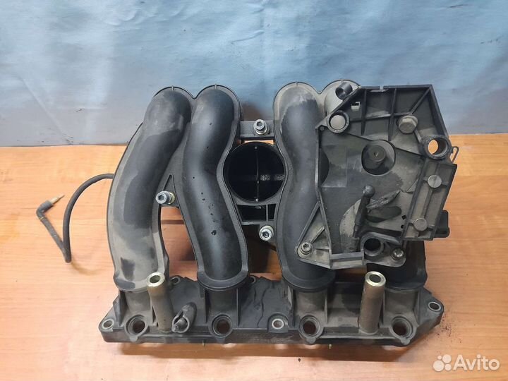 Впускной коллектор Mercedes M111