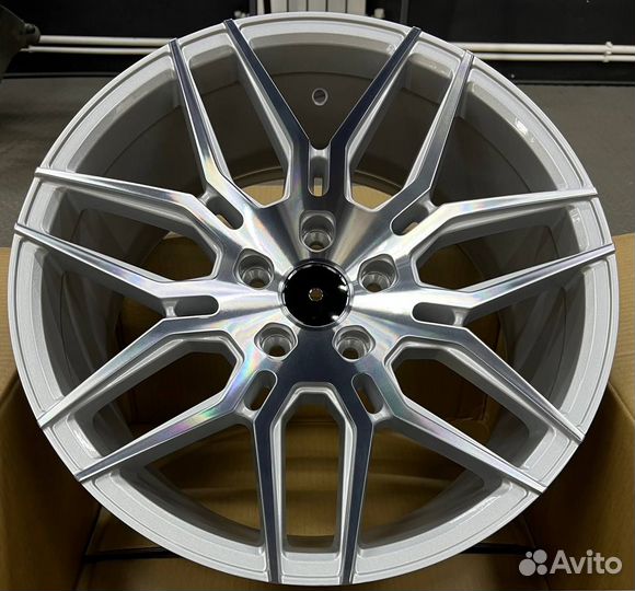 Диски на Тойота рав4 Toyota RAV4 R18