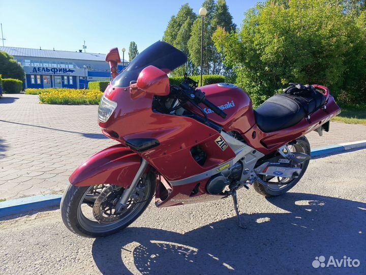 Kawasaki zzr 400-2