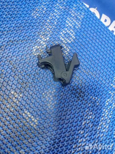 Ручка открывания капота Ford Explorer внедорожник