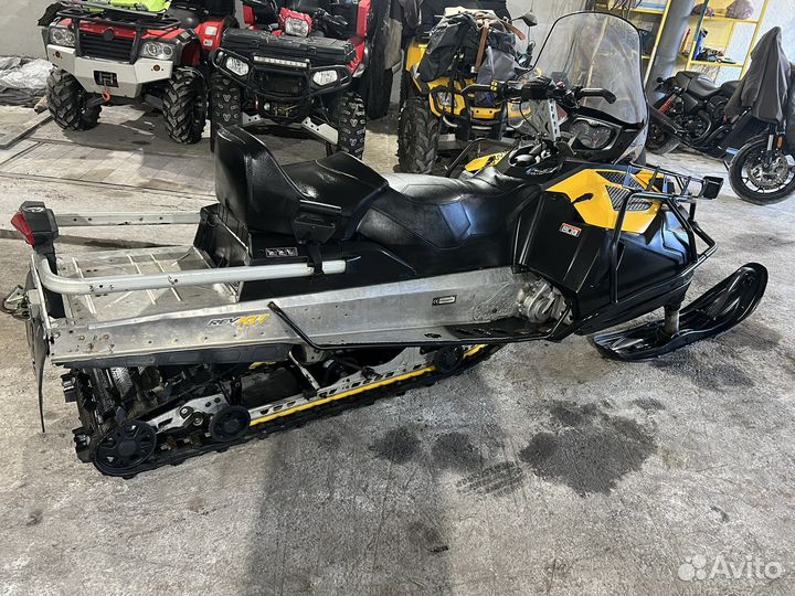 Brp ski-doo skandic 600 ace