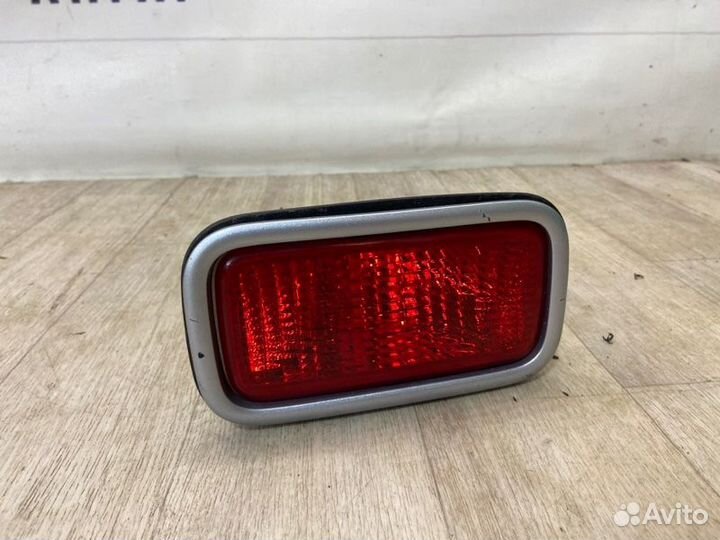 Фонарь противотуманный задний правый Mitsubishi