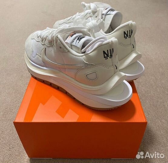 Кроссовки NIke x Sacai Vaporwaffle Sail Gum