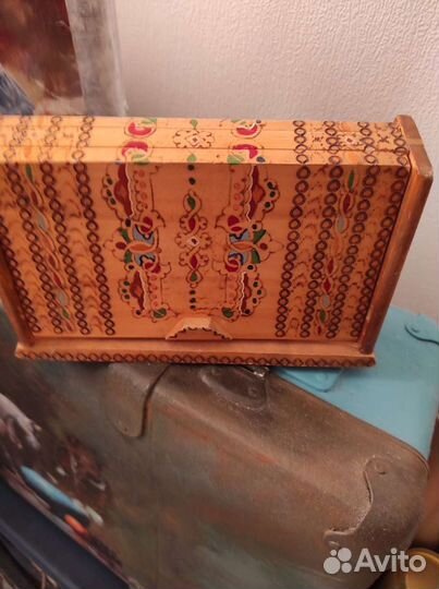 Шкатулка для сигарет, сигаретница