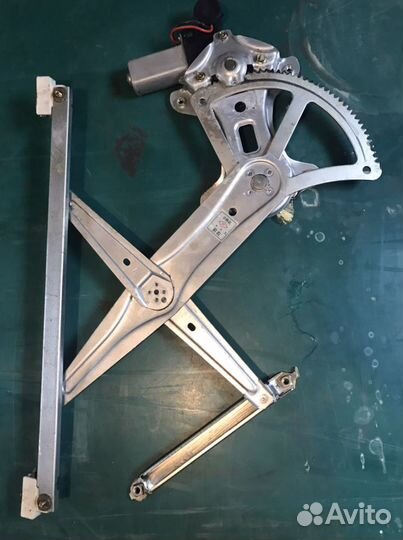 Стеклоподъемник на Лифан Х50 Lifan X50