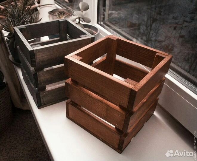 Клумбы, вазоны из дерева