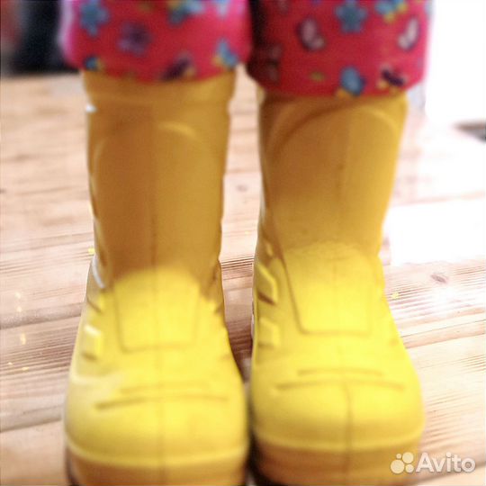 Резиновые сапоги 27 р, съемный сапожок