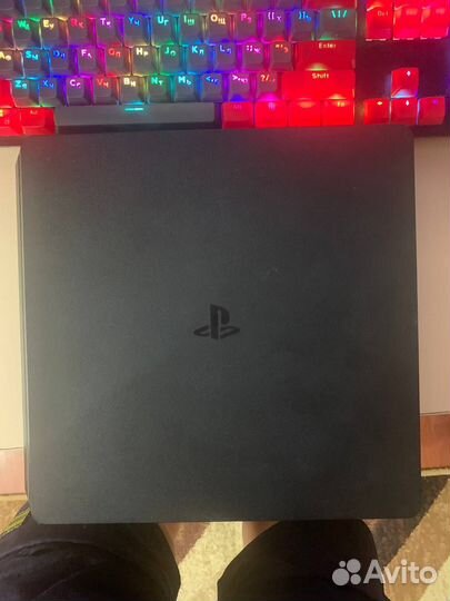 Sony Playstation 4 slim 1 tb