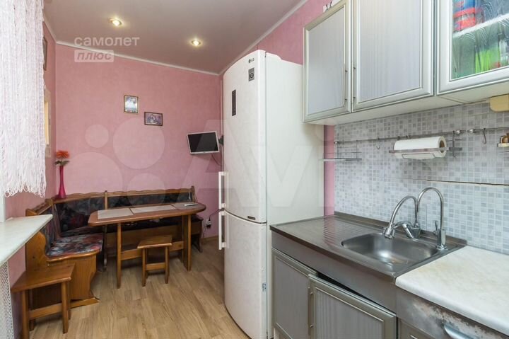 3-к. квартира, 77,7 м², 1/2 эт.