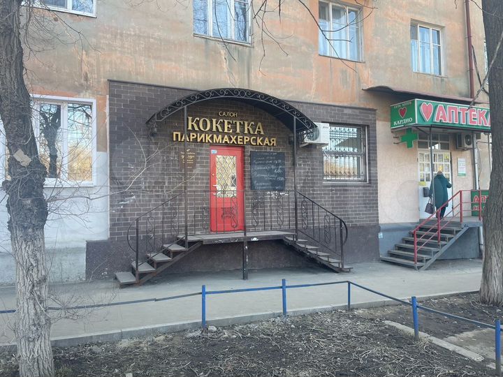 Салон красоты с собственным помещением,40 м²