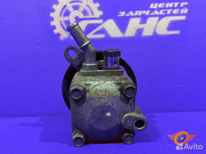 Насос гура Nissan Almera N16 хетчбэк QG15DE 1.5L